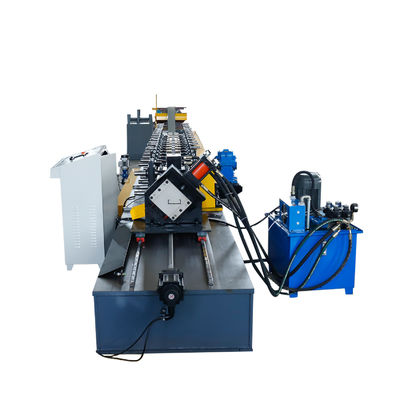 7.5KW ρόλος Γ Purlin που διαμορφώνει υδραυλικό Punching καναλιών μηχανών Γ