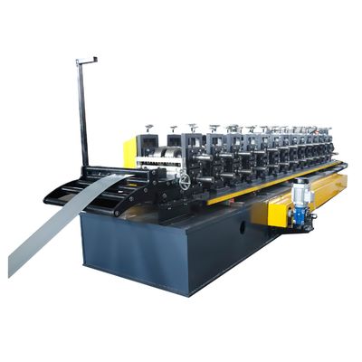 7.5KW ρόλος Γ Purlin που διαμορφώνει υδραυλικό Punching καναλιών μηχανών Γ