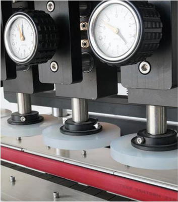 Οκτώ ρόδα Dia 55mm μηχανή 1000w 120b/Min κάλυψης τροφίμων